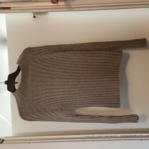 Tunic long-sleeve sweater